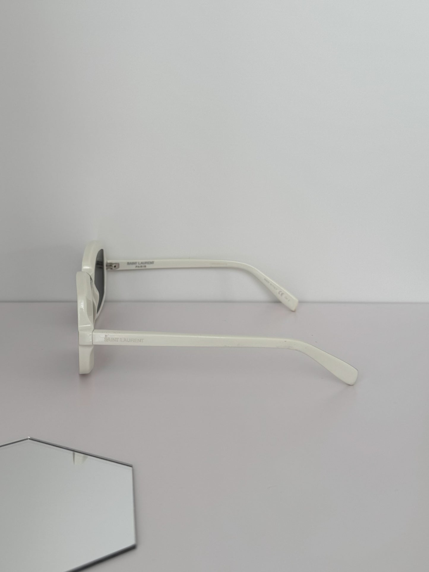 Saint Laurent SL 245