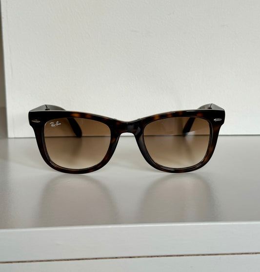 Ray-Ban Folding Wayfarer