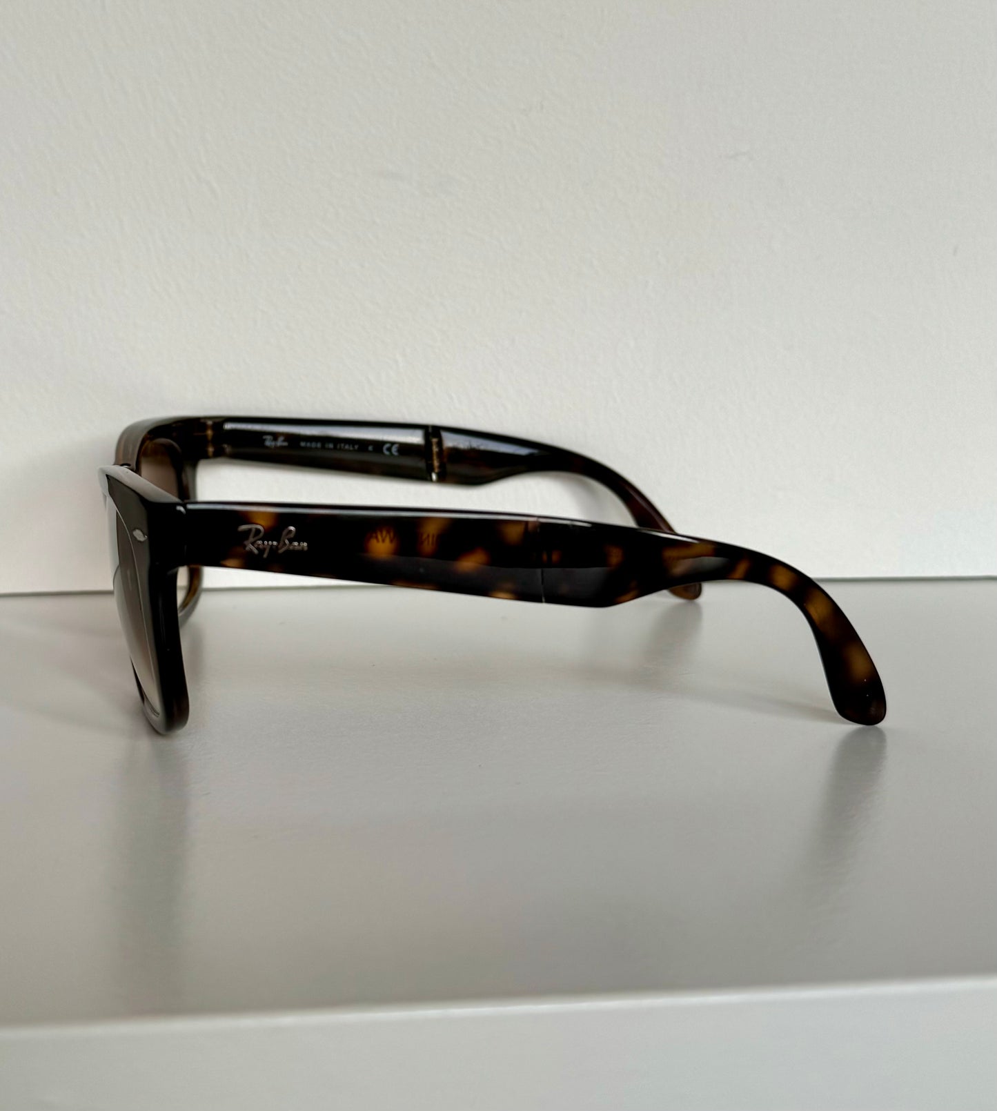 Ray-Ban Folding Wayfarer