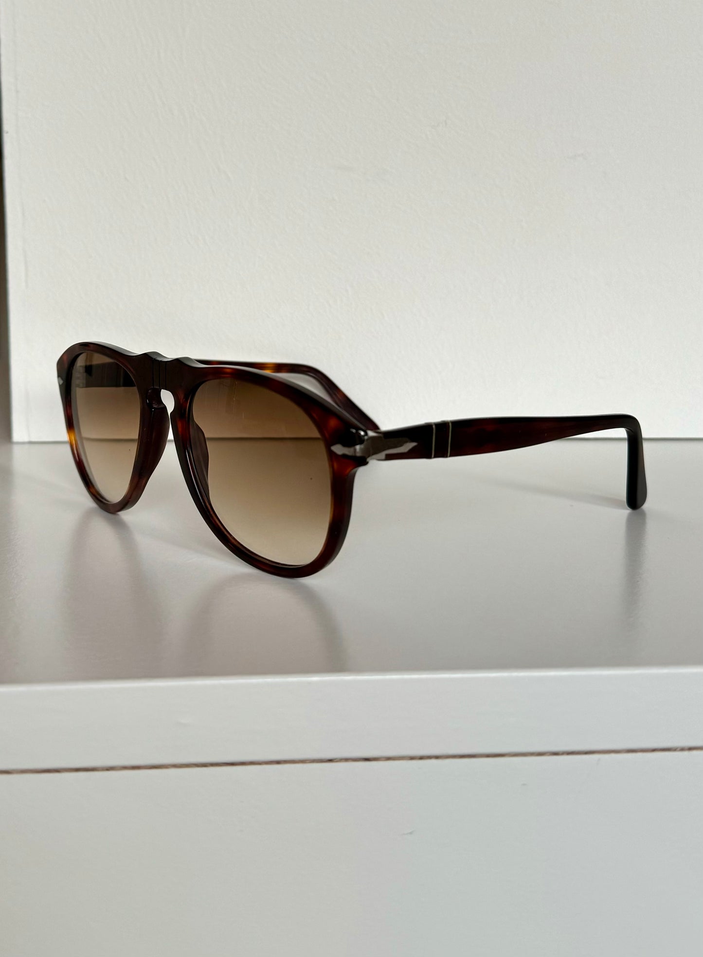 Persol 649