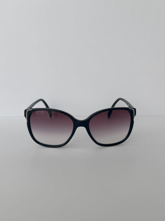 Prada SPR 01O