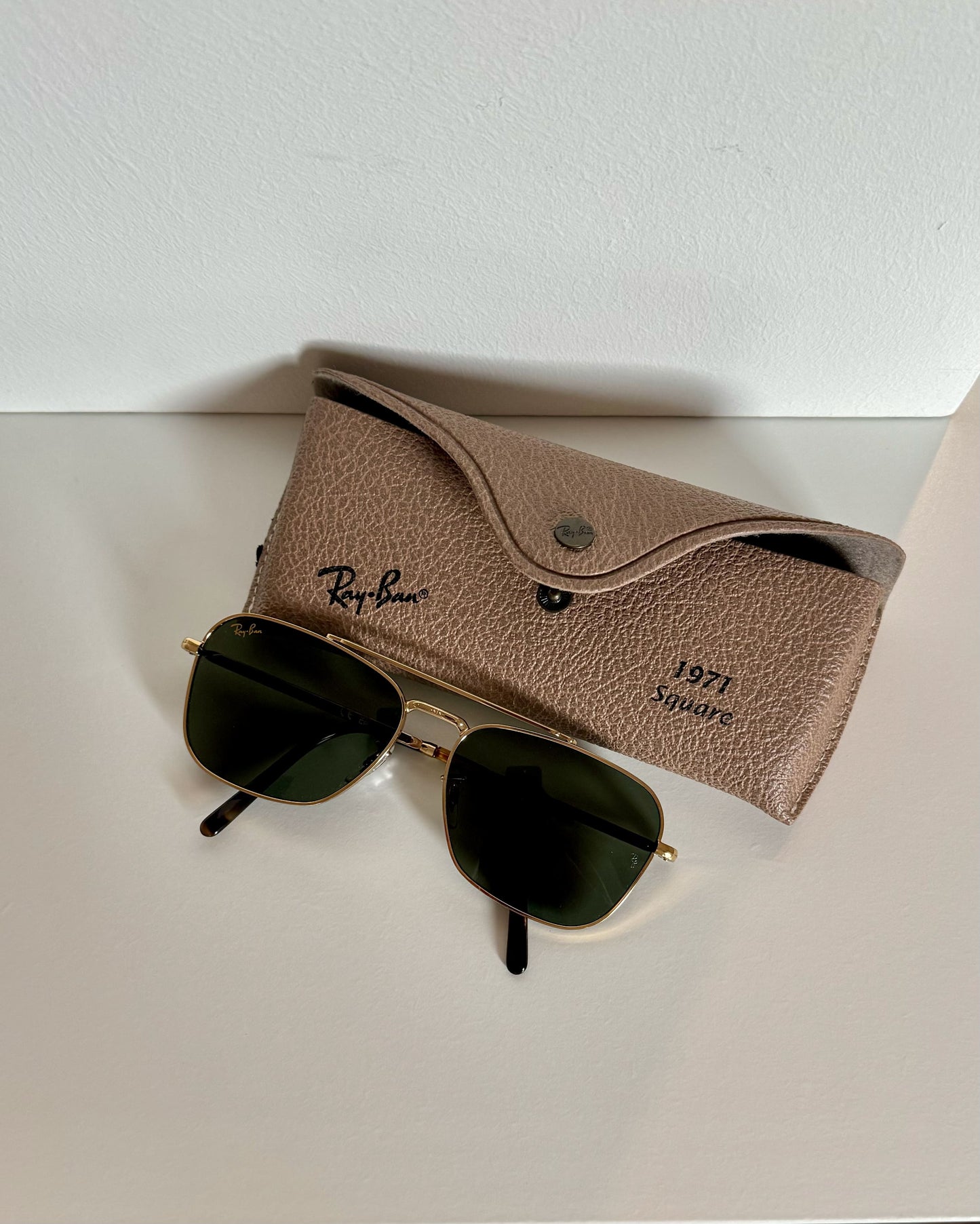 Ray-Ban New Caravan