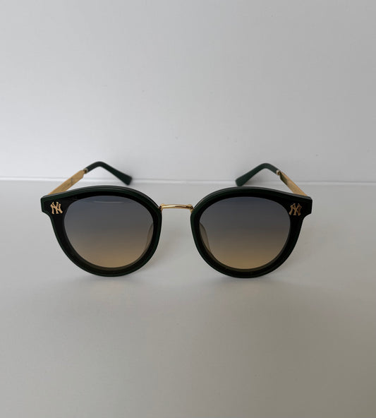 Gucci x New York Yenkees